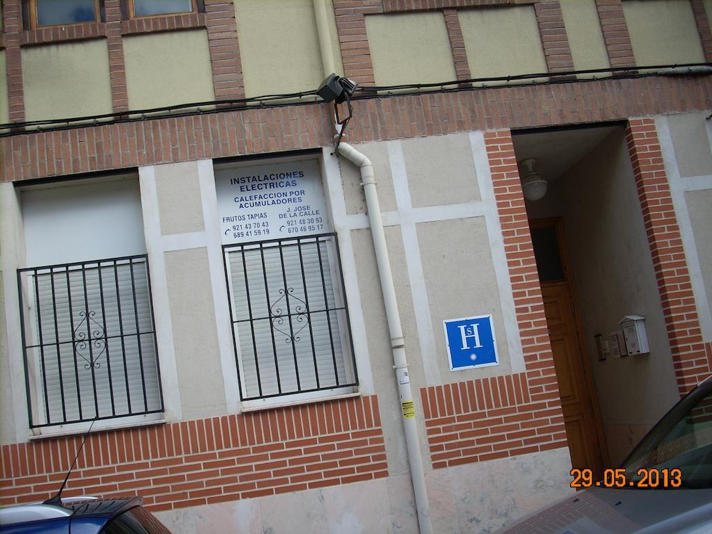 Hostal Vadama Σεγκόβια Εξωτερικό φωτογραφία
